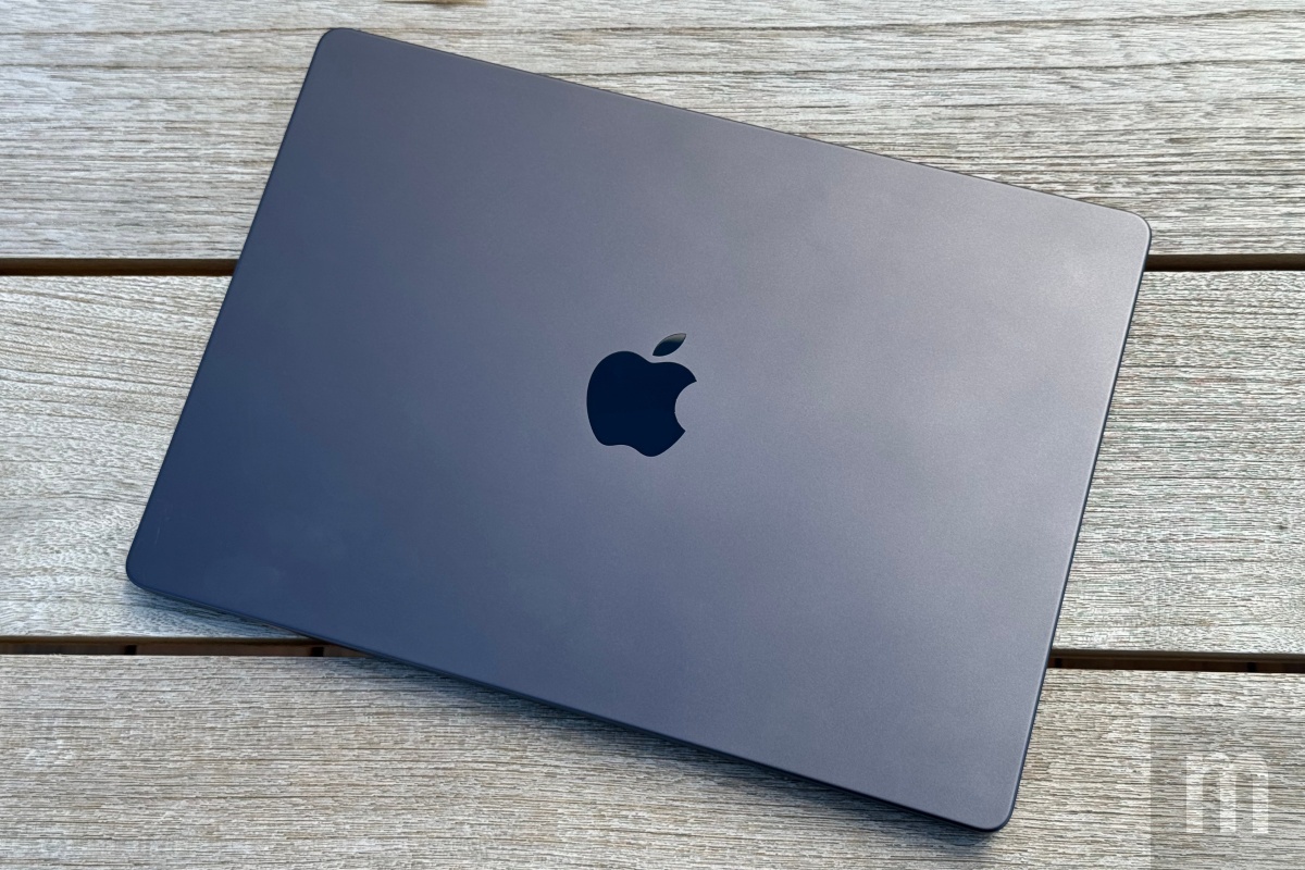 MacBook Pro， 动手测/终于来到M3 Max等级的MacBook Pro，有没有办法成为「更时尚」的电竞笔记本？ <br><span style='color:#848482; font-size:16px; '>终究还是要看苹果接下来的游戏市场发展策略</span>， mashdigi-科技、新品、趣闻、趋势