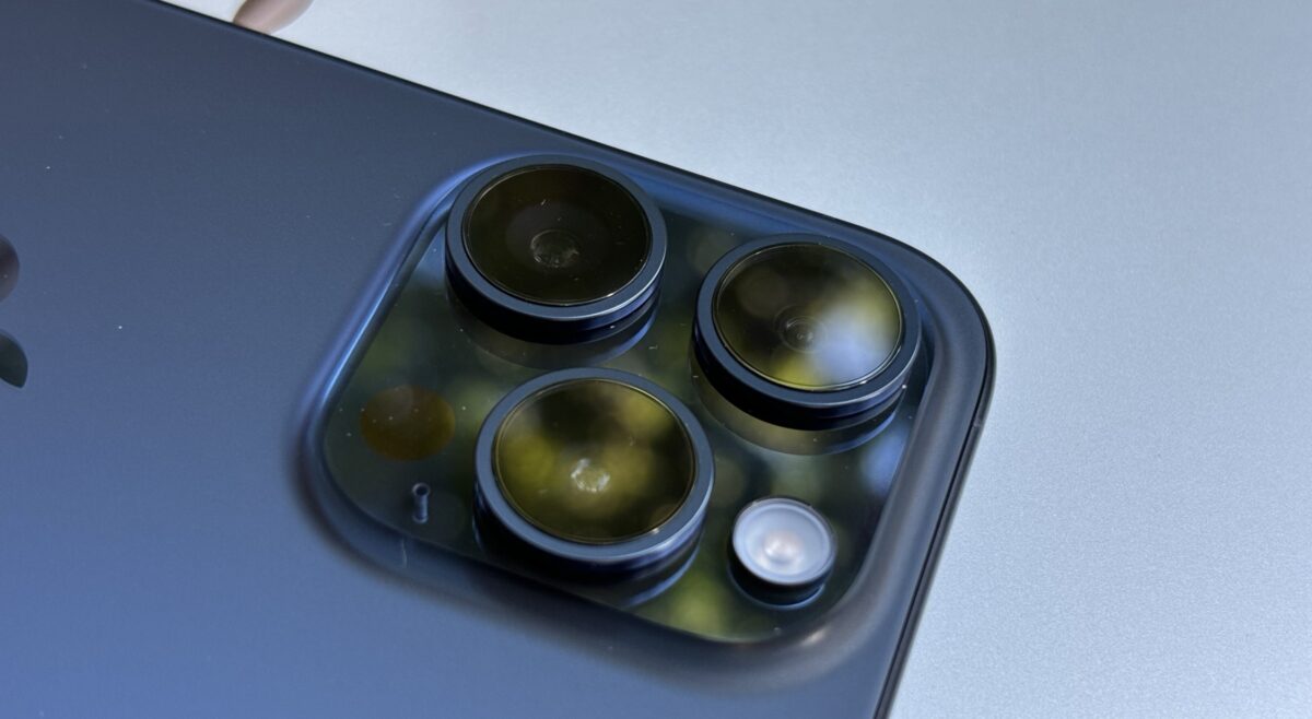 iPhone 15 Pro 开箱评测：新设计、新功能与拍照效果详细看