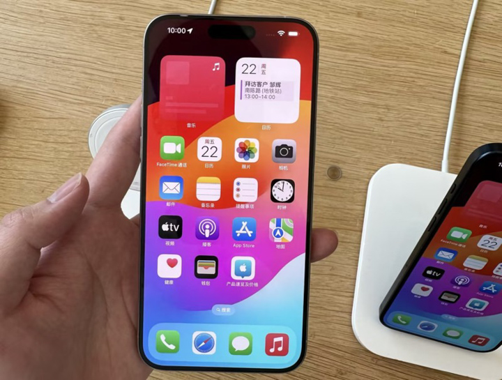 WWDC24 前瞻：苹果 AI 浪潮即将来袭，iOS 18 领衔众望