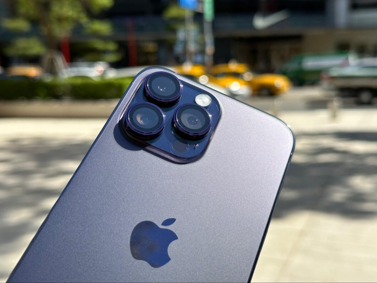 iPhone 14 iPhone 14 Pro imos imos Care 蓝宝石保护贴 蓝宝石镜头贴 军规防震壳 康宁玻璃保护贴