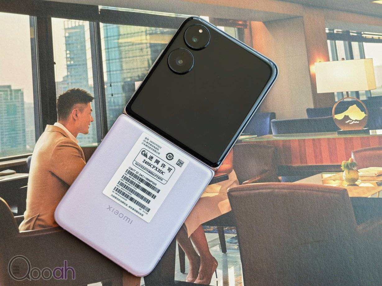 小米 Xiaomi MIX Flip 开箱评测：细折中拍摄最强，Flip 6 完全无法相比
