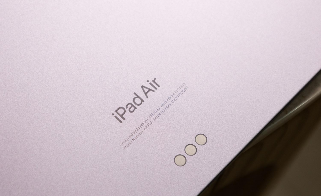iPad Air 6 开箱：2024 年高CP 值首选！ 效能媲美Pro 价格亲民