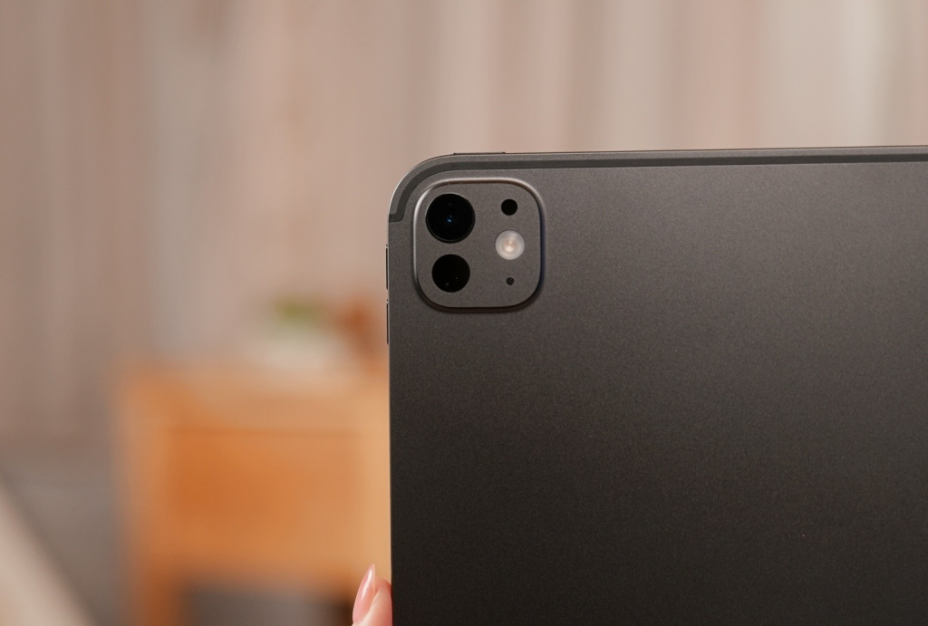 开箱M4 iPad Pro：苹果有史以来最薄的产品 所以值得入手吗？