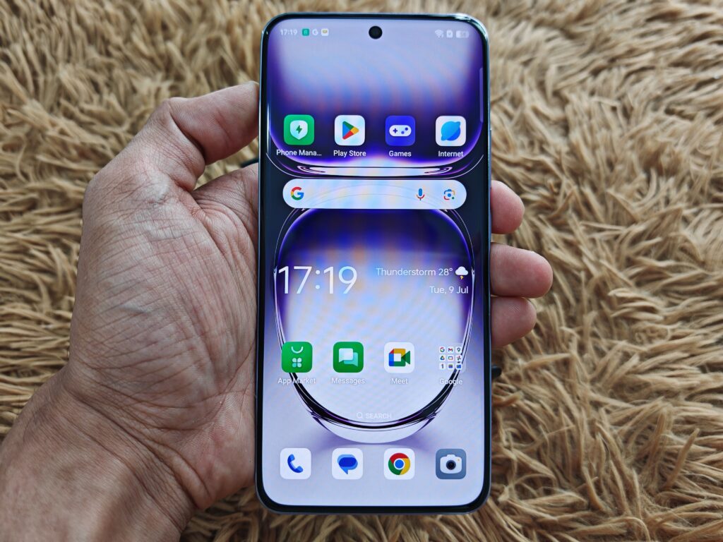 OPPO Reno12 Pro 5G测评：未来感设计拉好拉满、有趣且实用的AI功能等着你！