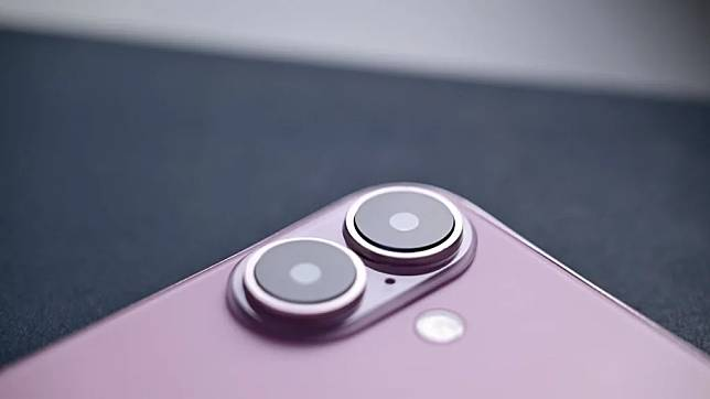 iPhone 16 Capture 按键可感应半按功能：锁定曝光和对焦