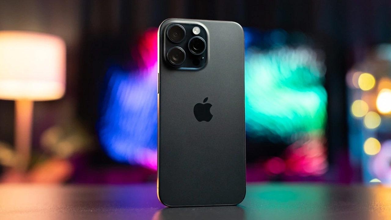 iPhone 16 Pro 镜头贴证实全新4 颜色，沙漠钛金成最终新色命名？