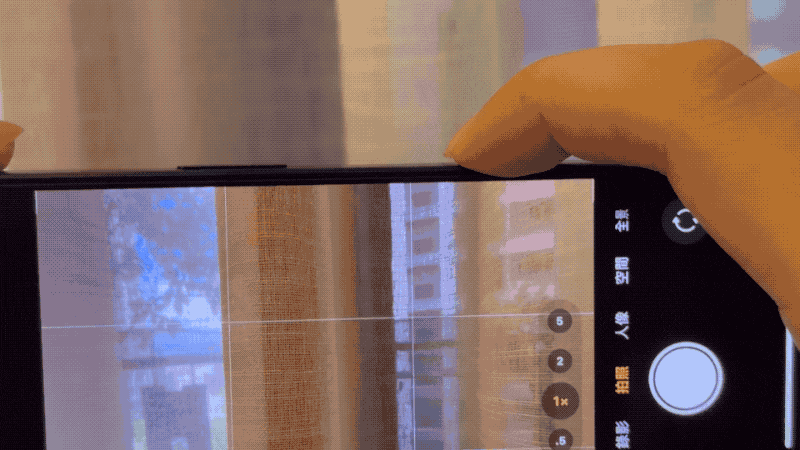 iPhone 16 相机控制按钮功能操作技巧 3