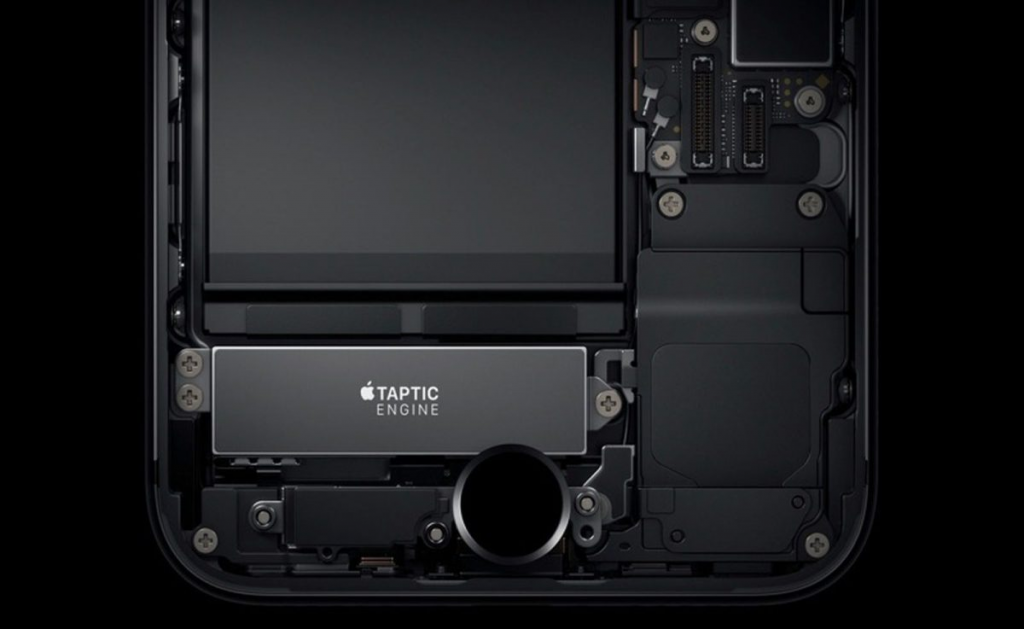 iPhone 16 原厂硅胶保护壳可能采整合式设计，没有捕捉按钮挖孔仍不影响操作体验