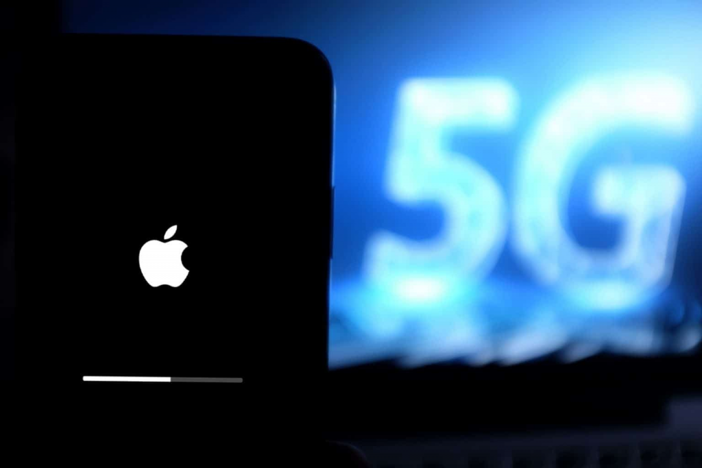 苹果自制5G 芯片将提早于 2025 年推出，两款 iPhone 机型优先搭载