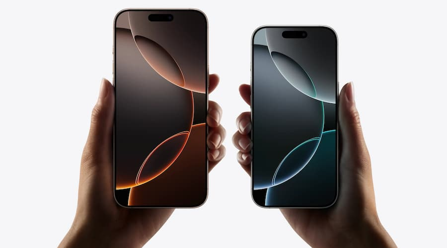 iPhone 16 不再附赠经典Apple 贴纸，背后隐藏什么原因？