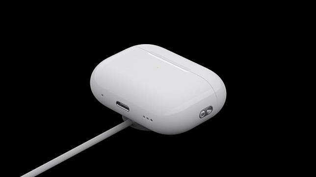 iOS 18 为 AirPods 加入多项新功能