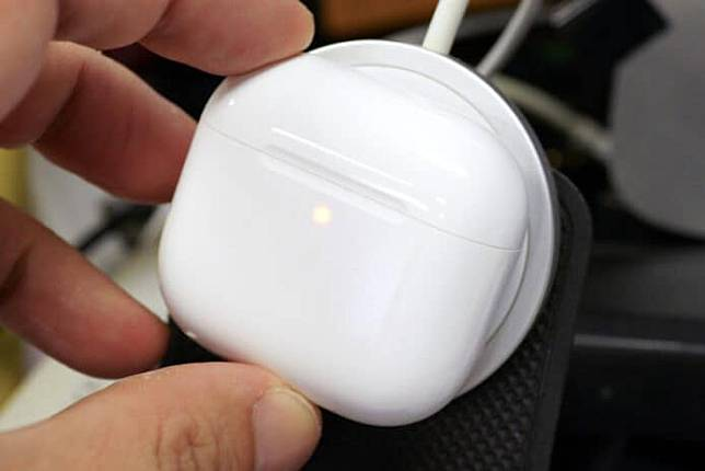 AirPods 4 最新主动降噪版 降噪效能比 Pro 更强 + 音质超靓重低音强劲