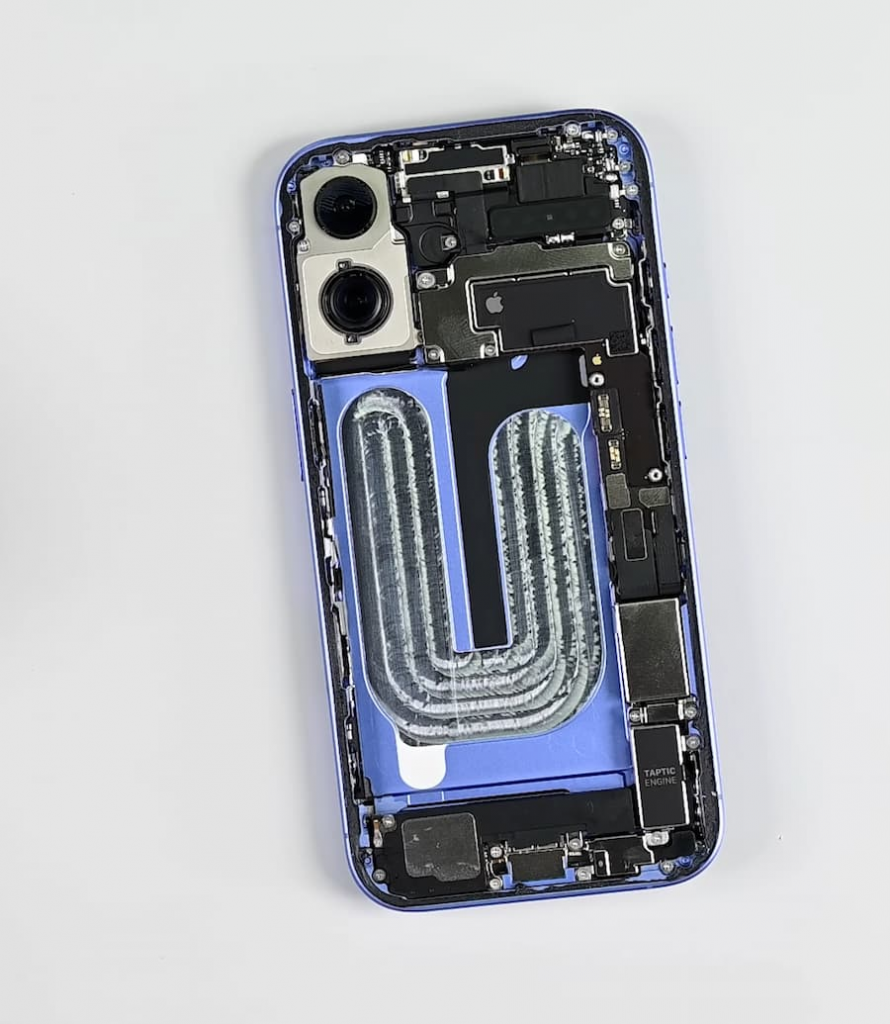 苹果iPhone 16电池粘合剂全面详解，通电快速分离是如何办到？