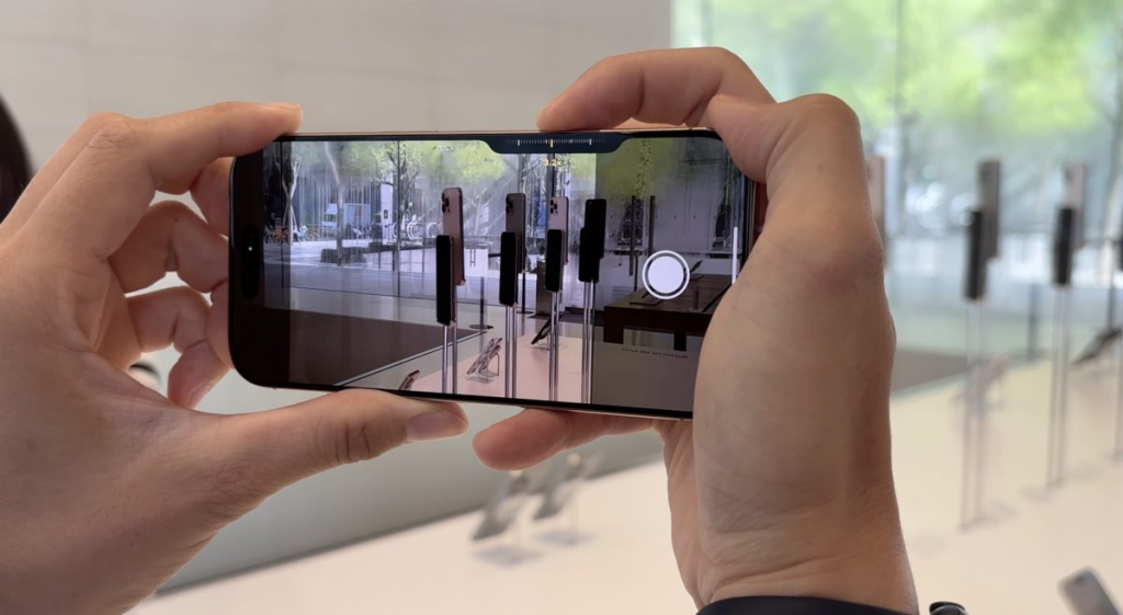 iPhone 16 Pro 的 4,800 万画素如何开启？ 教你用主镜头、超广角一键拍出高分辨率照片