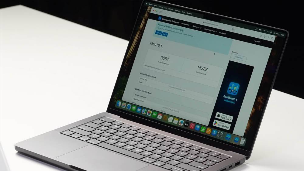 M4 MacBook Pro 开箱 跑分 Geekbench