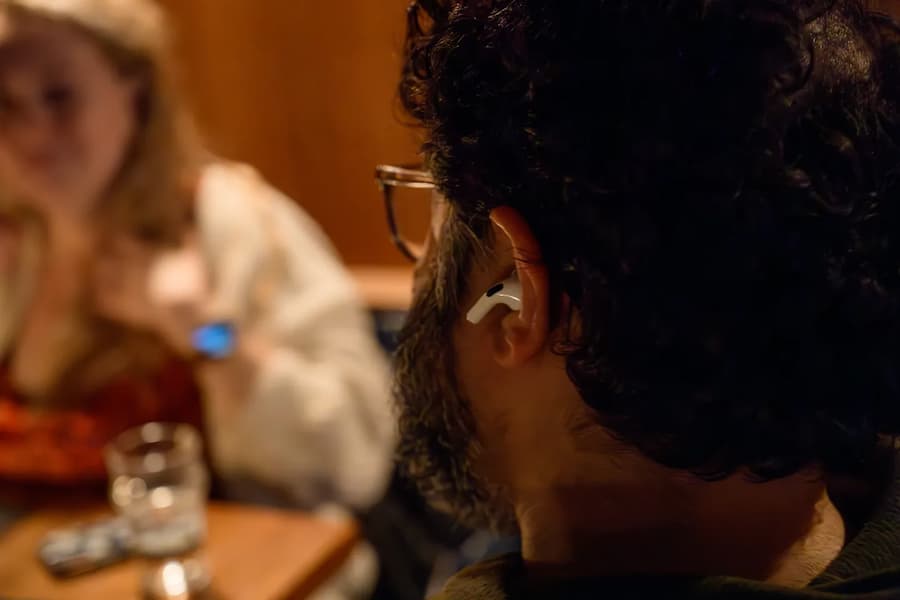 AirPods Pro 2 助听器功能