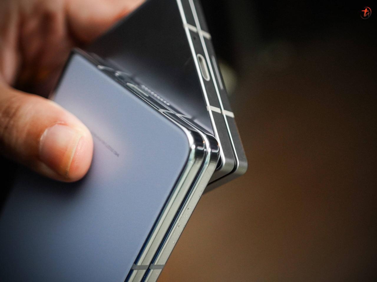 Samsung Galaxy Z Fold6 测评: 手感更扎实，相比前代体验更完整的Galaxy AI折叠手机！