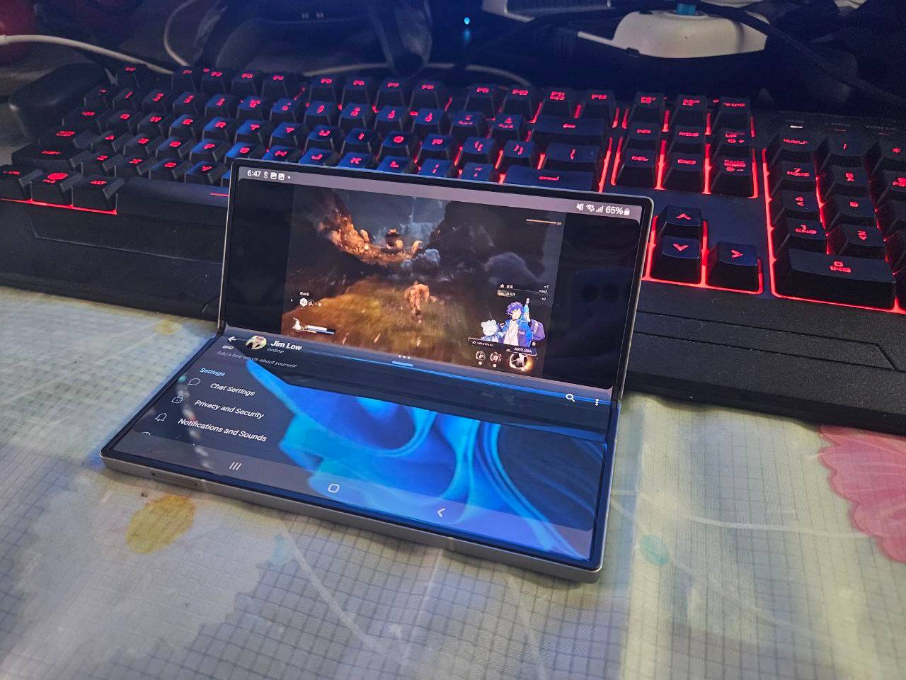 Samsung Galaxy Z Fold6 测评: 手感更扎实，相比前代体验更完整的Galaxy AI折叠手机！
