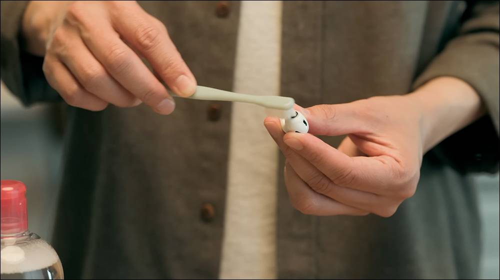 AirPods 如何正确清洁？ Apple 教你只需简单几步骤，让 AirPods / AirPods Pro 保持最佳状态 - 安卓手赚网