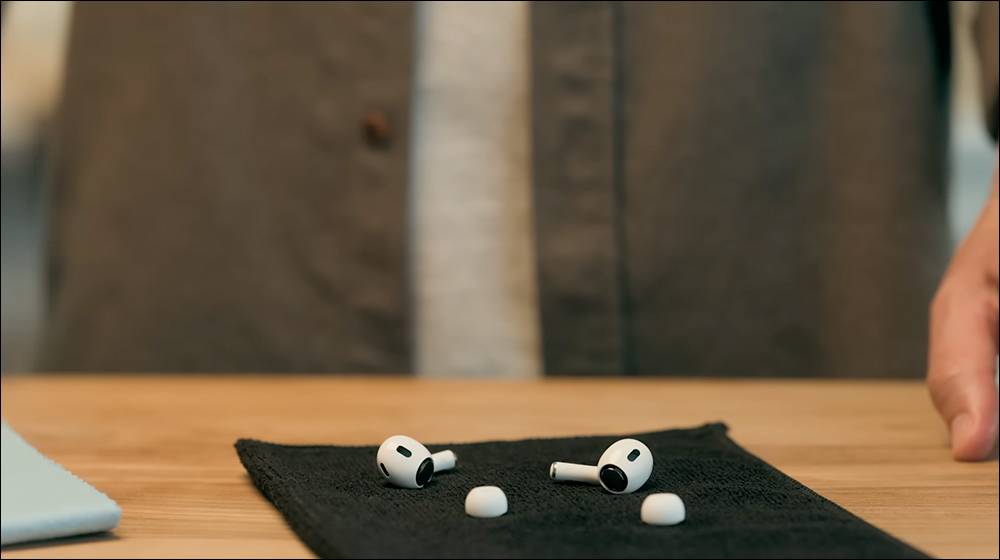AirPods 如何正确清洁？ Apple 教你只需简单几步骤，让 AirPods / AirPods Pro 保持最佳状态 - 安卓手赚网