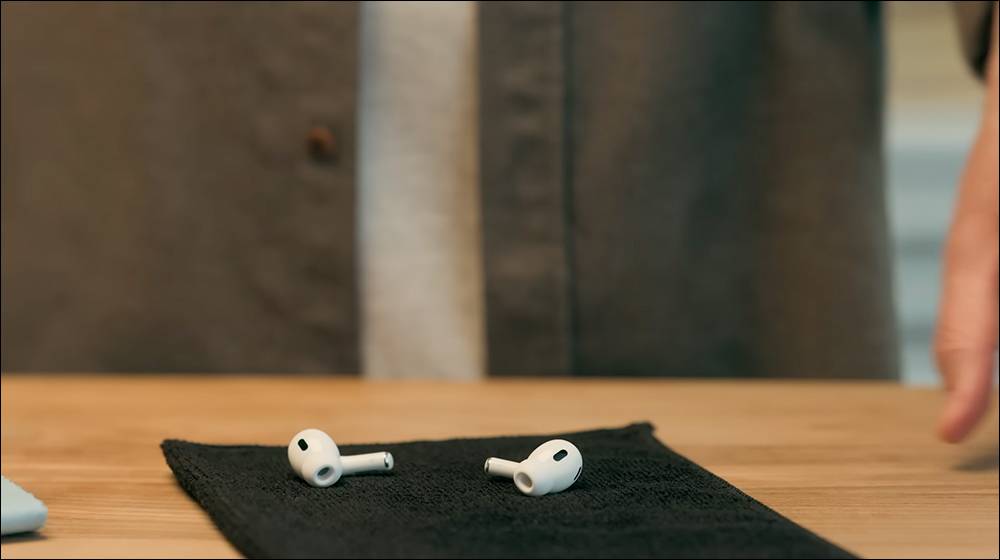 AirPods 如何正确清洁？ Apple 教你只需简单几步骤，让 AirPods / AirPods Pro 保持最佳状态 - 安卓手赚网