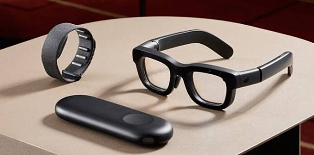 Apple 正研究进军智能眼镜市场 或挑战 Meta 与 Ray-Ban 地位