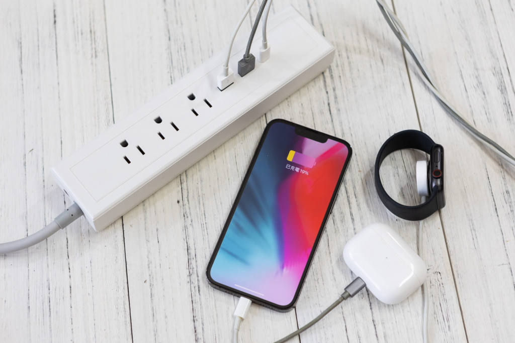iPhone慢速充电器怎么识别？ 充电慢五大原因和解决方法全面看