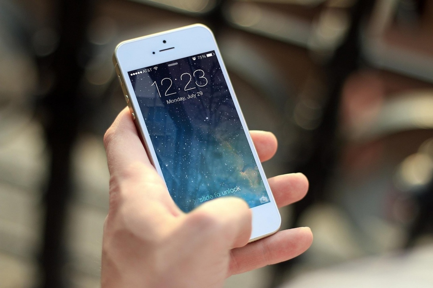 iPhone 不停跳出「更新设置」？ 认证失败引起 Threads 上一片哀嚎