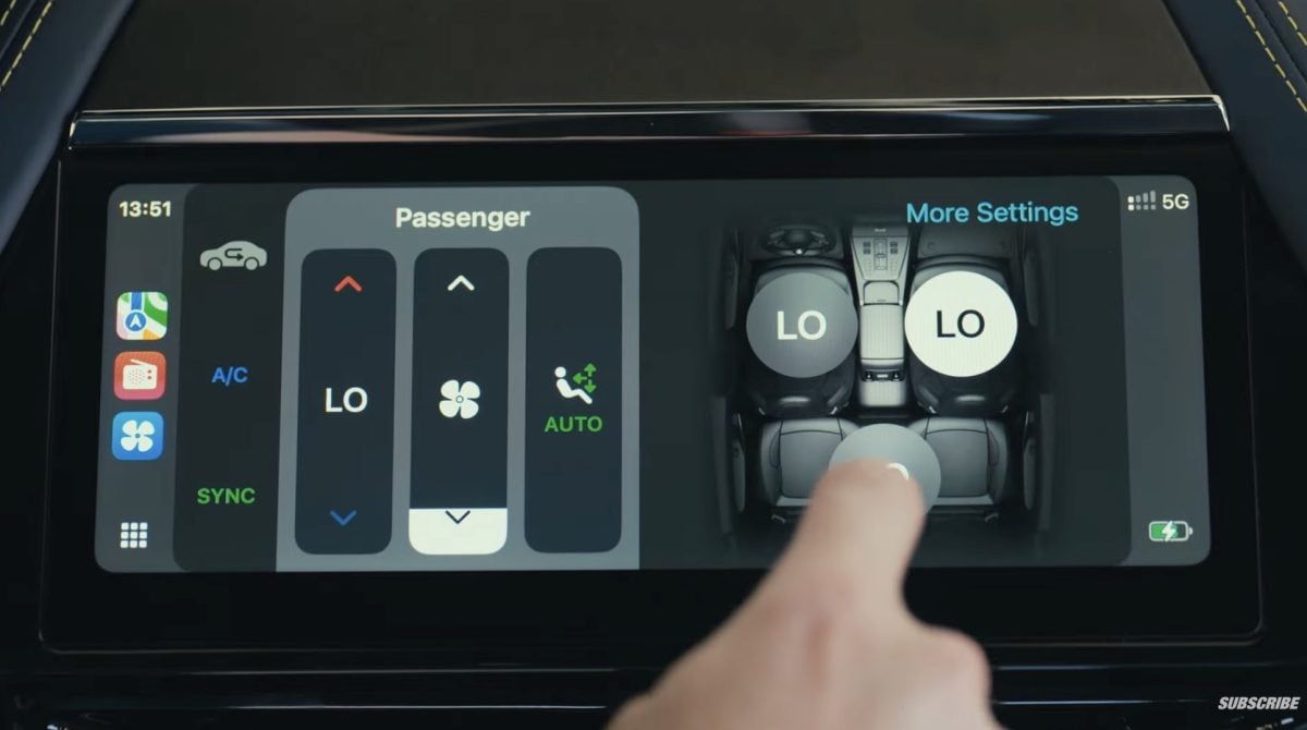 CarPlay CarPlay Ultra