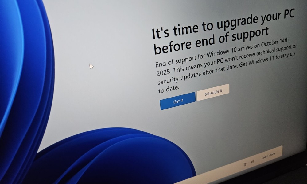 妥协了？ 微软宣布推出 Windows 10 免费延长安全更新 1 年方案，只需开启这功能 - 安卓手赚网