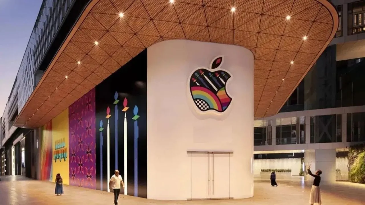 苹果9月2日将在印度开出第三家Apple Store，释出限定桌布与音乐列表