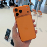 iPhone 17 Pro 又传新问题? 宇宙橙变玫瑰金