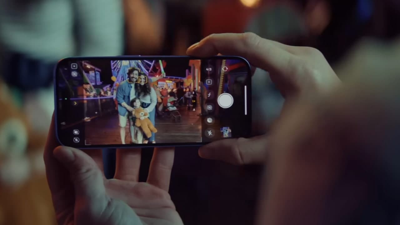 apple iphone 17 pro anti reflective coating canceled